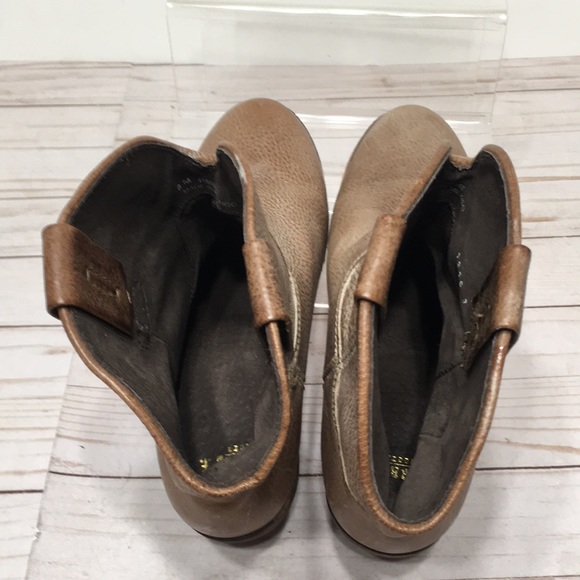 CORRAL ankle boot P5020 with out strap 2 inch heel sz 8 tan brown - Picture 7 of 10